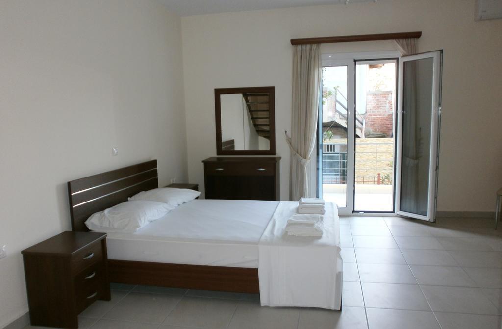 Artemis - Marina Apartments Evia Zimmer foto