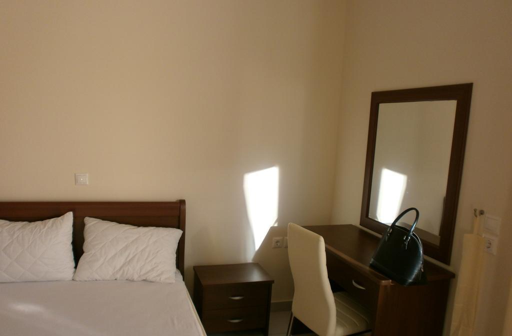 Artemis - Marina Apartments Evia Zimmer foto